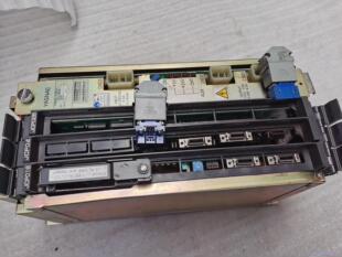 JAU08 议价商品 板子.JZNC 安川机器人电源CPS18FB