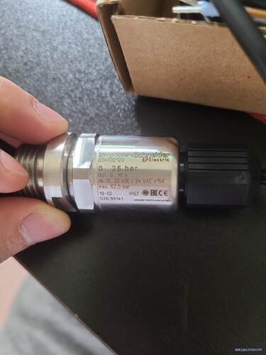 施耐德液体压力传感器SPP110-2500议价商品