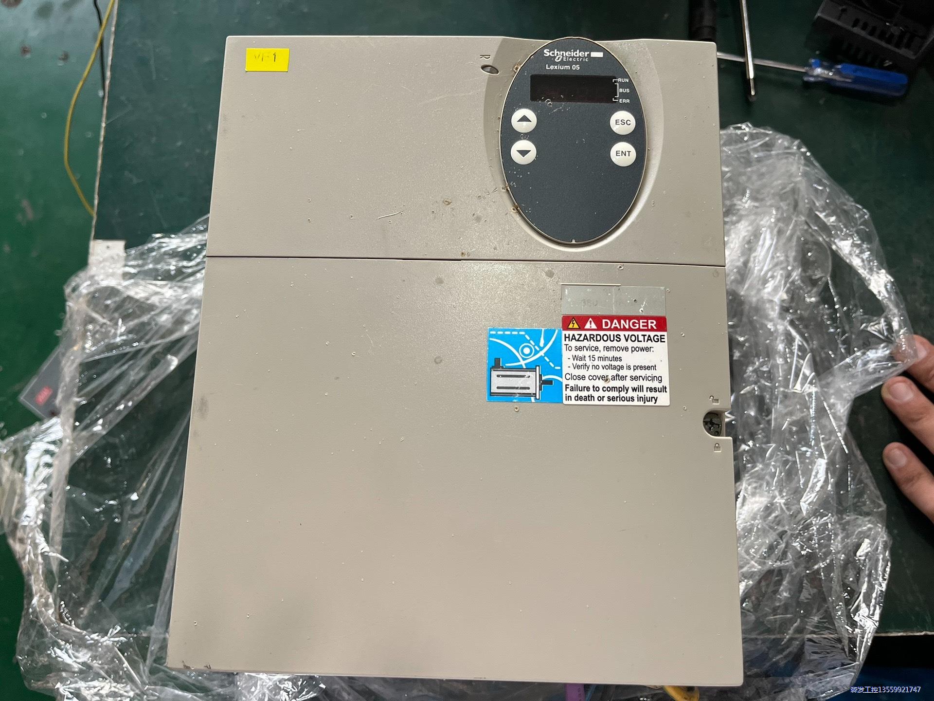 施耐德LXM05AD57N4 驱动器6kw议价商品