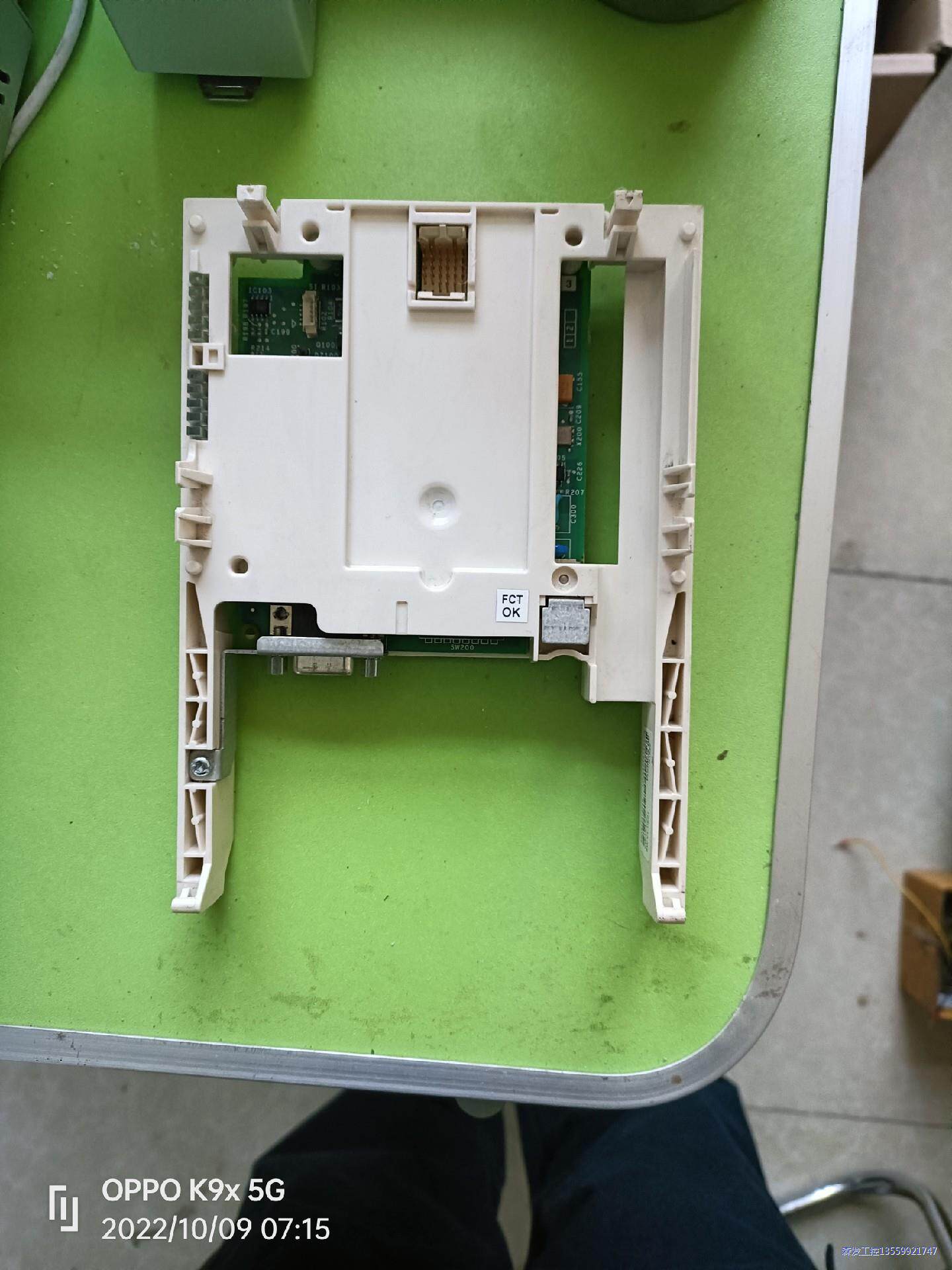 施耐德变频器ATV71-ATV61拆机成色特新DP通信板通讯议价商品