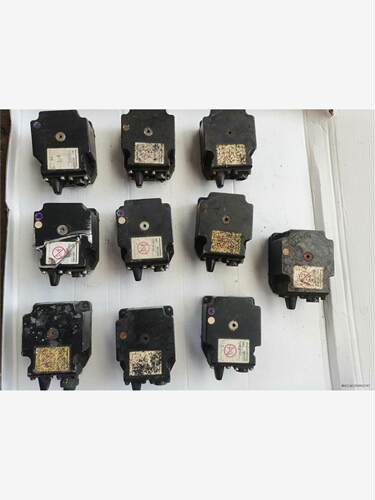二手拆机安川编码器UTSAE-B17CLE，成色如图，实物拍