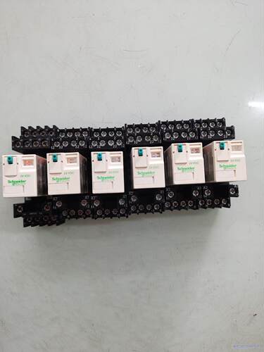 拆机 正品施耐德继电器RXM4AB1BD，14脚，DC24V议价商品