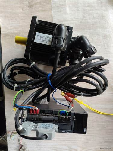 A1-SVD30 一川伺服驱动器，130-6n.m伺服电机，