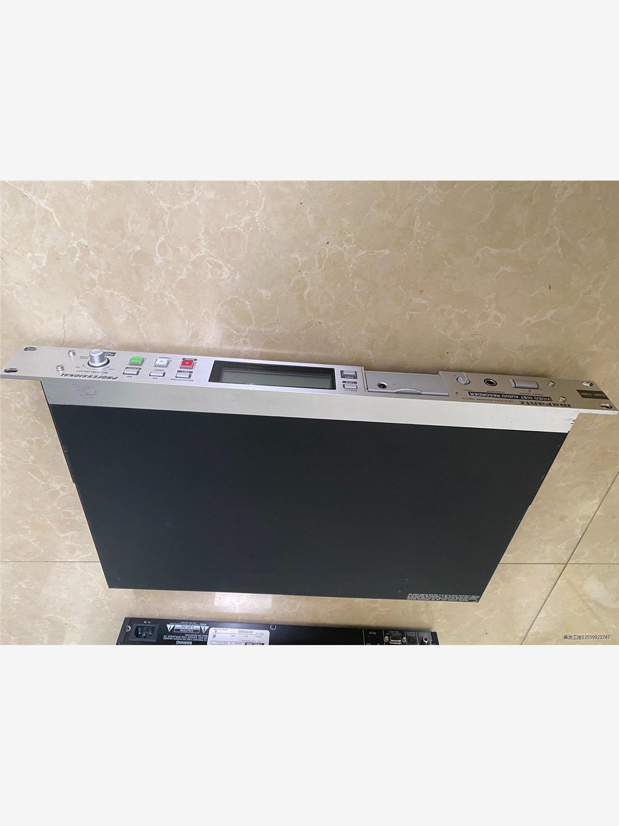 马兰士pmd570固态机柜录音机,原装正品,正常使用,有个j