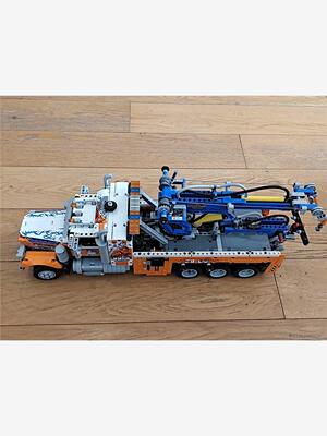 正品乐高机械组 重型气动拖车42128，已拼，有说无盒，包邮