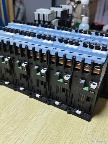 原装西门子3TS33 11-1X接触器 库存无包装！成色还行议价商品