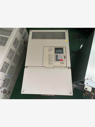 安川F7变频器 CIMR-F7B4045 45kw 功能包好