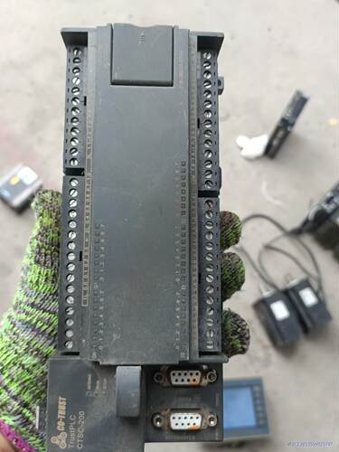 合信PLC 216-2BD33-0X40 货场收来 成色实拍议价商品