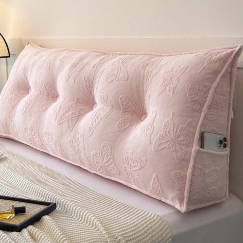 简约蝴蝶牛奶绒三角床头靠垫