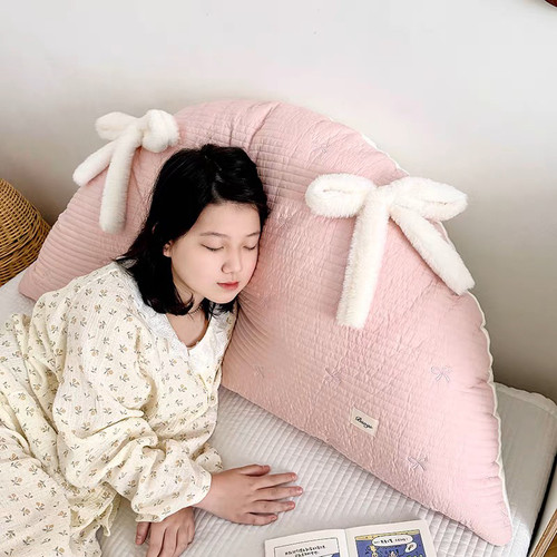 ins可爱立体蝴蝶结抱枕靠垫