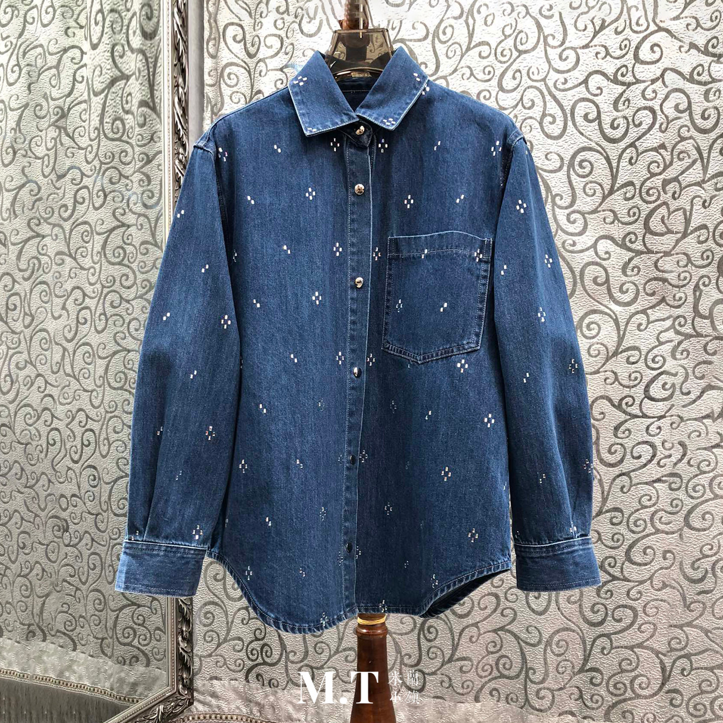 米兰小镇南油版欧货烫钻点点单口袋宽松阔型挺括长袖牛仔衬衫A16,女装/女士精品,衬衫,淘宝优惠券,粉丝福利购,淘宝优惠卷