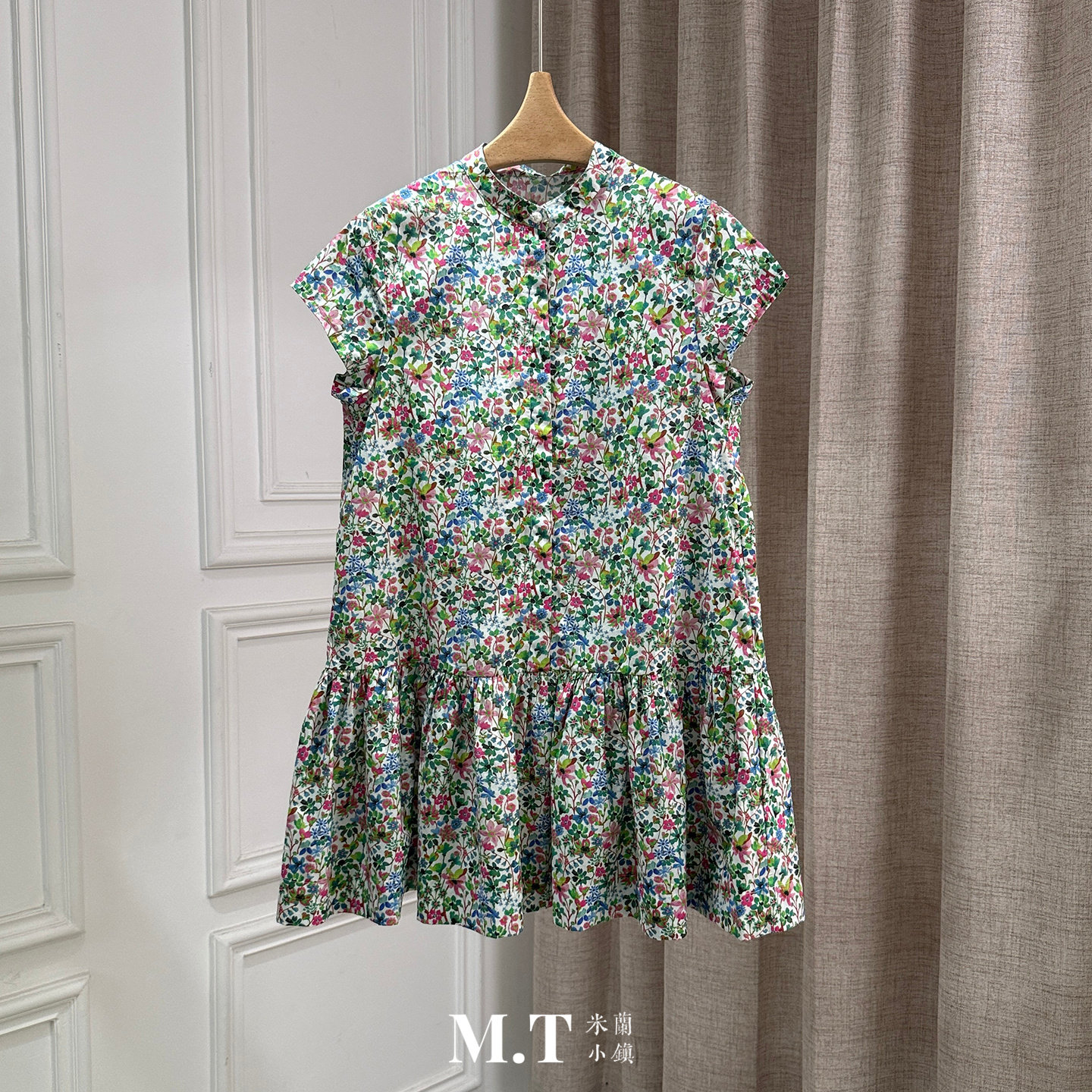 米兰小镇南油高版本欧货仲夏之夜水墨印彩色碎花梦幻半袖连衣裙D8