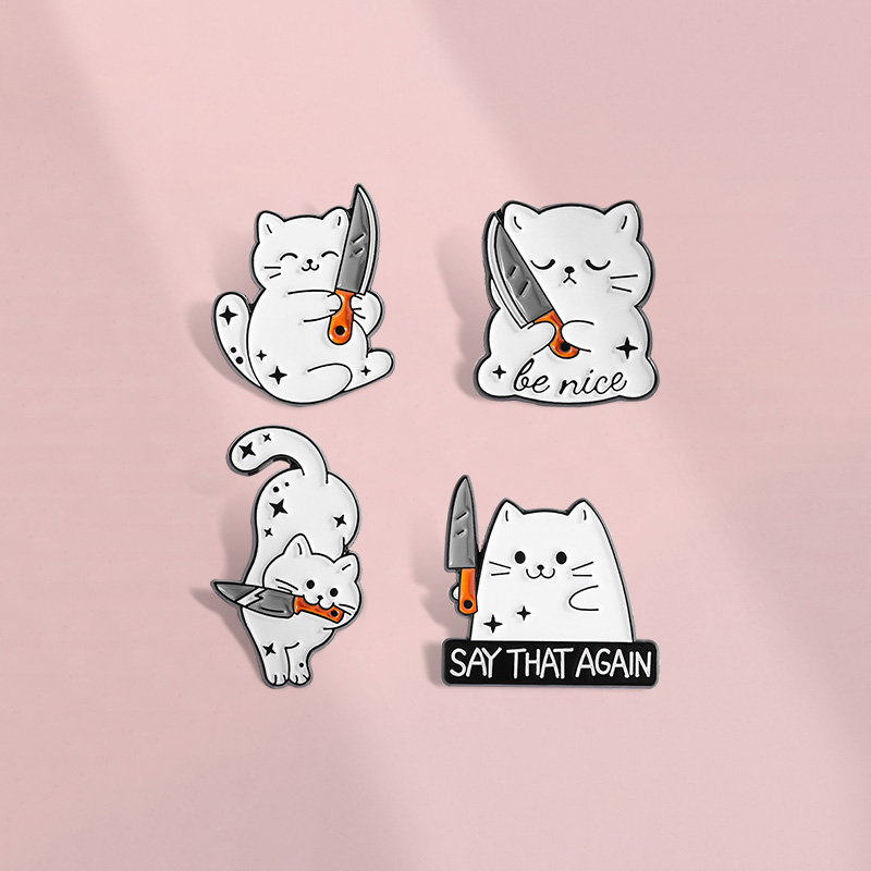 卡通可爱叼刀小猫胸针高颜值小动物胸章金属徽章衣服包包百搭配饰