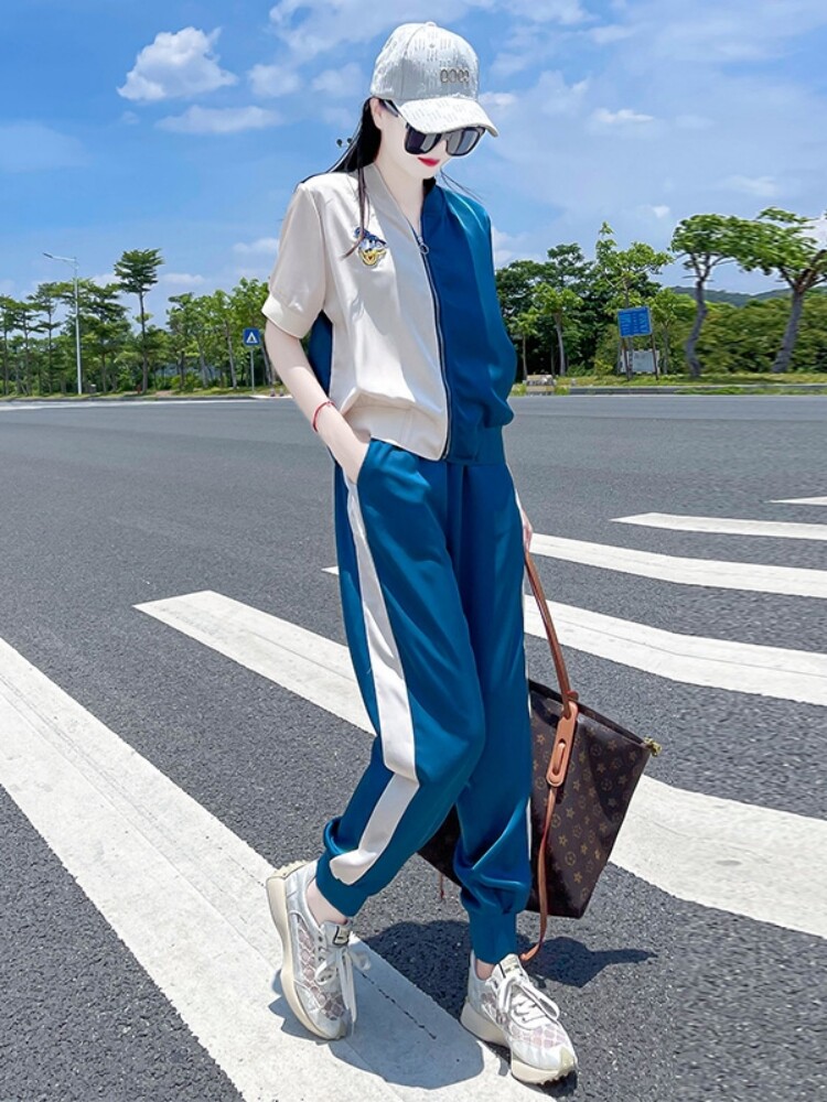 ATHLEISURE SUIT WOMENS SUMMER 2023 NEW LOOSE SLIM BLUE AND WHITE PATCHWORK ZIPPER TOP TWO-PIECE SET