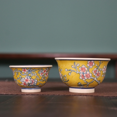 釉下彩黄冰梅压手杯黄稀土珍品主人杯景德镇青花红梅60年代老厂货