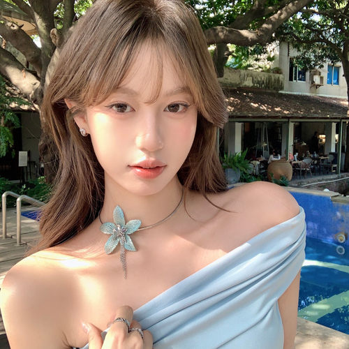 浪漫淑女蓝色花朵流苏项链