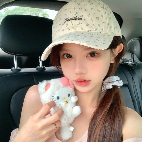 早八女大自留款小碎花刺绣棒球帽