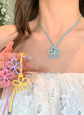 海滨花语多巴胺镂空花朵项链