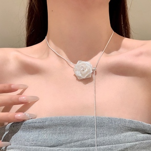 梦露爱丽丝 超仙配裙子白色玫瑰花choker流苏长项链颈链脖子配饰