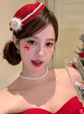 【蜜桃茶】氛围甜心 闪钻雪花毛球红色小礼帽发夹女新年穿搭头饰