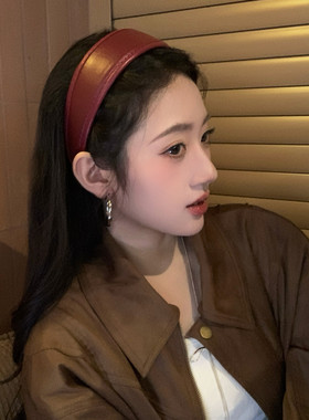 【蜜桃茶】港风美女 复古气质红色皮质宽边发箍2025新款秋冬头箍