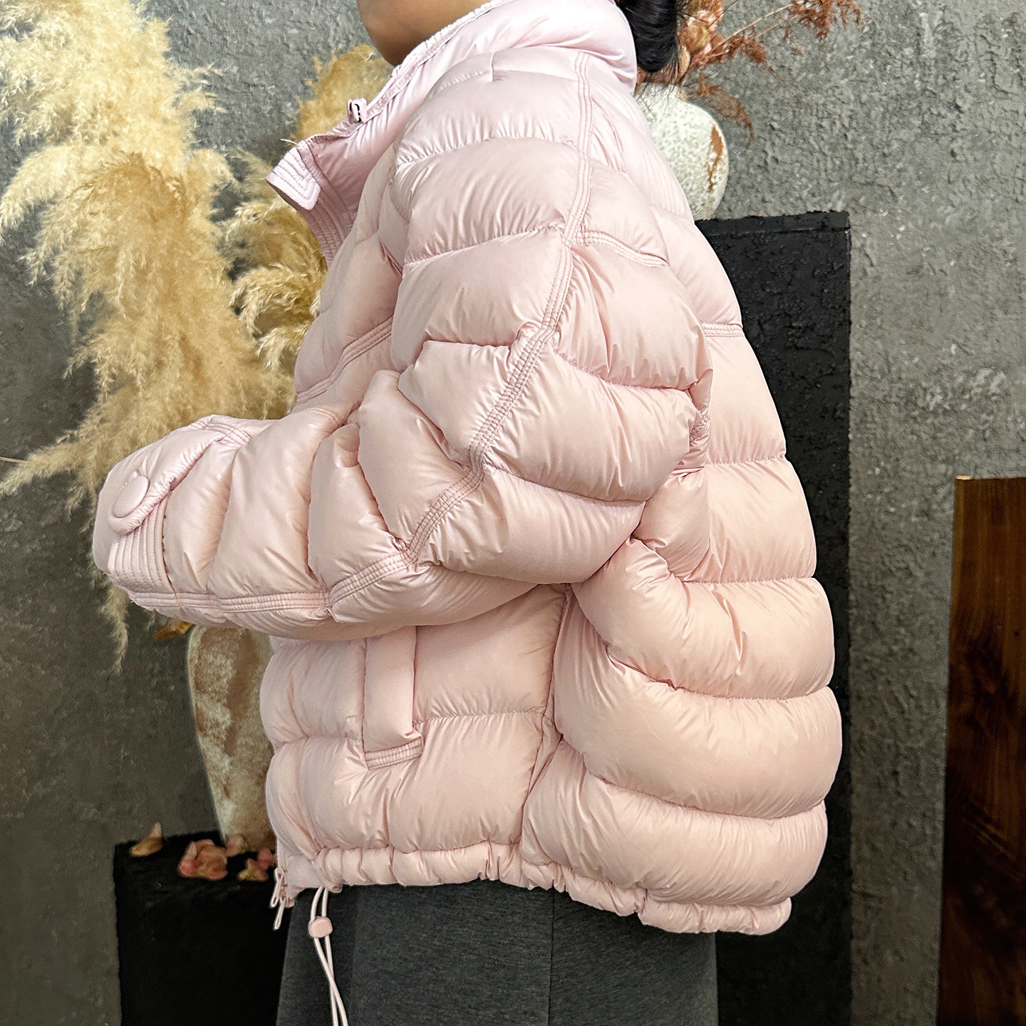 来此购 女士90白鸭绒泡芙排骨羽绒服短款2025新款韩系设计感外套