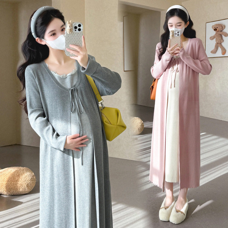 2025秋冬新款孕妇套装甜美假两件蕾丝拼接针织撞色系带孕妇连衣裙