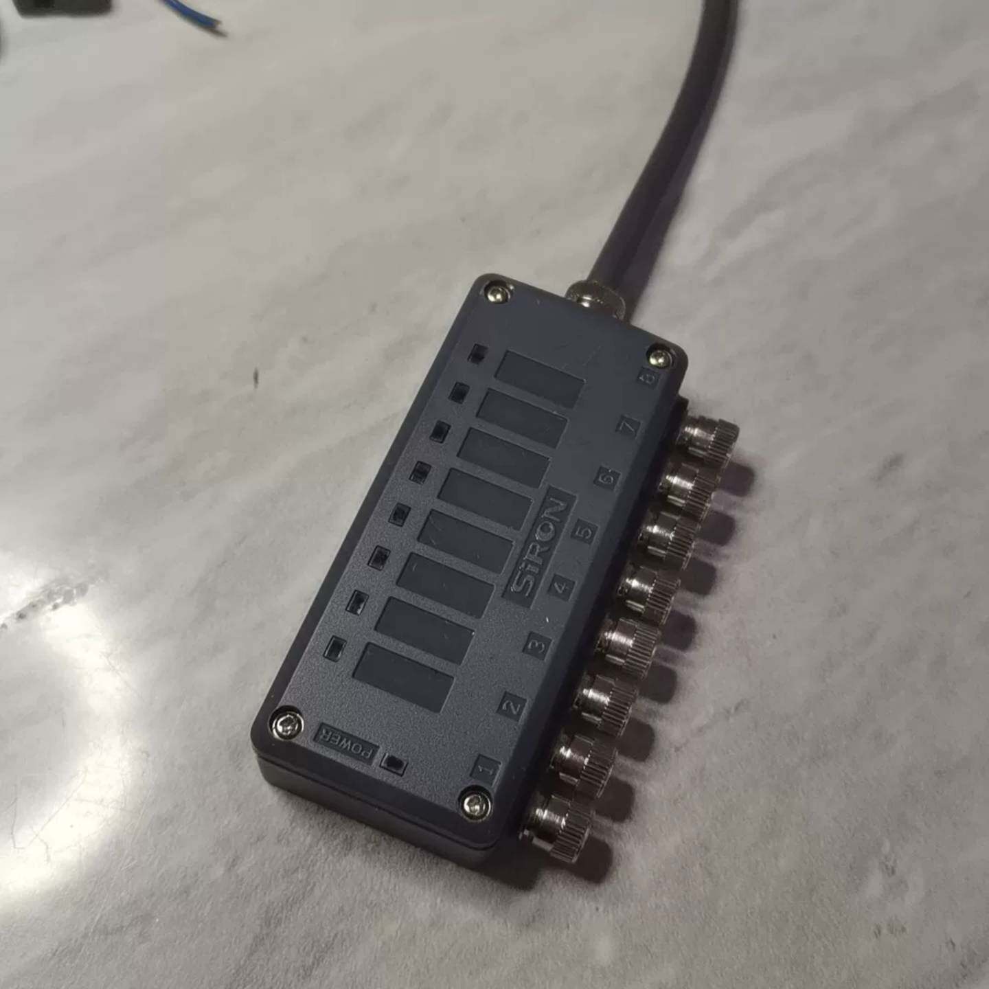 可维修SIRONH420-8-3000MMMI，胜蓝防水接线盒拖链线图片