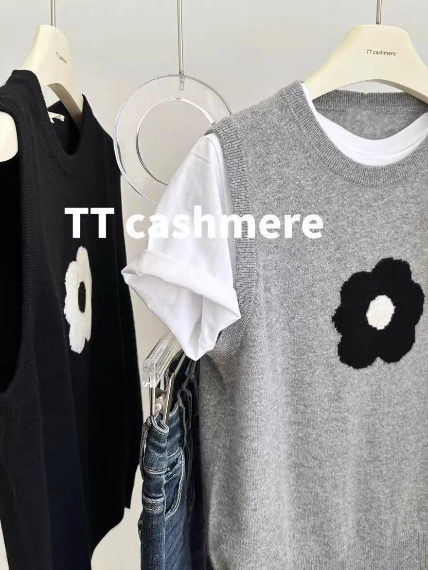 刺绣针织马甲女100纯羊毛春秋新款圆领小个子背心无袖外穿坎肩潮,女装/女士精品,马夹,淘宝优惠券,粉丝福利购,淘宝优惠卷