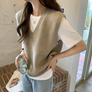 2025年新款100%羊绒马甲背心女外穿V领针织打底羊毛毛衣坎肩上衣