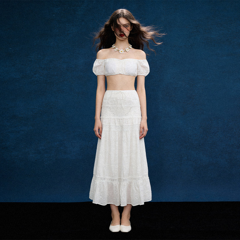 anqinwind法式泳衣女高级感绝美小胸聚拢度假纯欲风泡温泉泳装