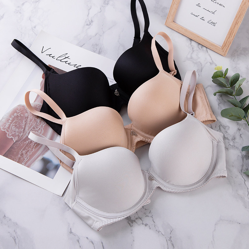 安莉芳旗下安朵内衣女光面无痕轻盈薄杯侧收副乳美背文胸hb0118u