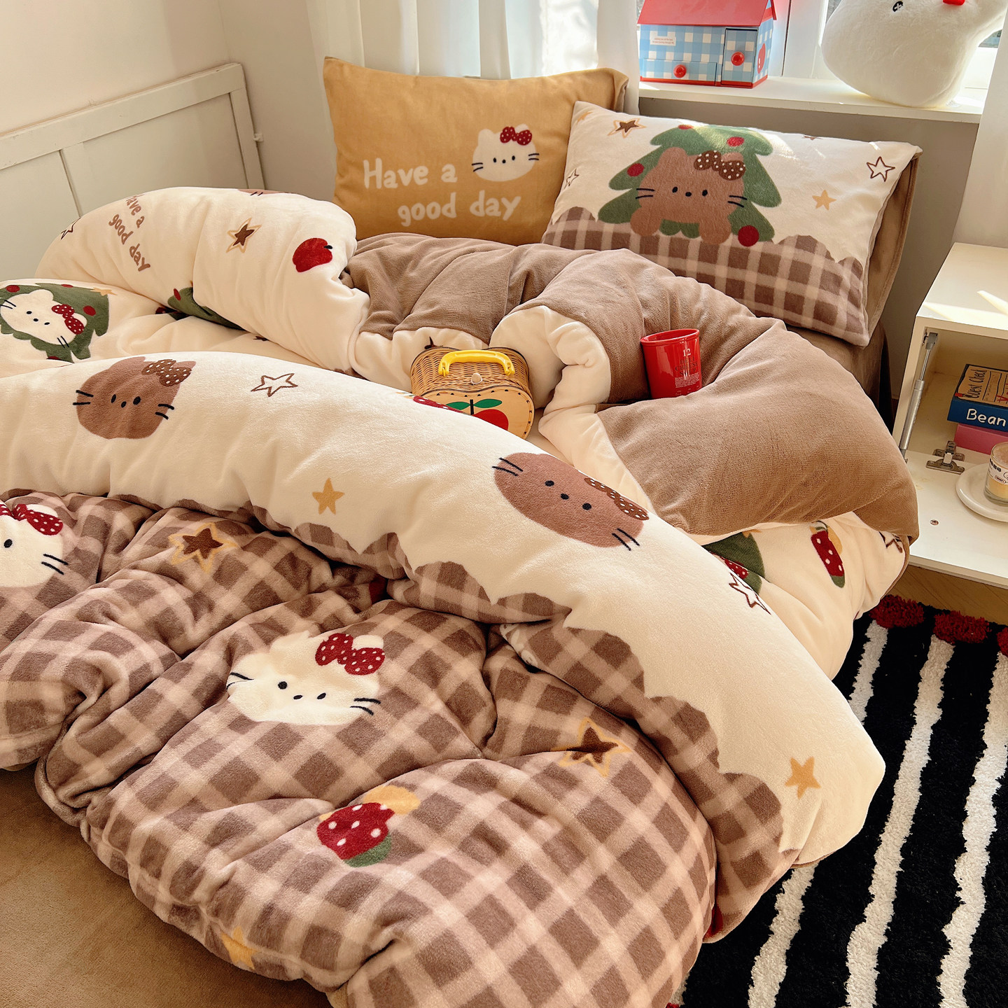 加厚保暖牛奶绒四件套圣诞节限定款黑皮Kitty猫可爱床单被套冬季