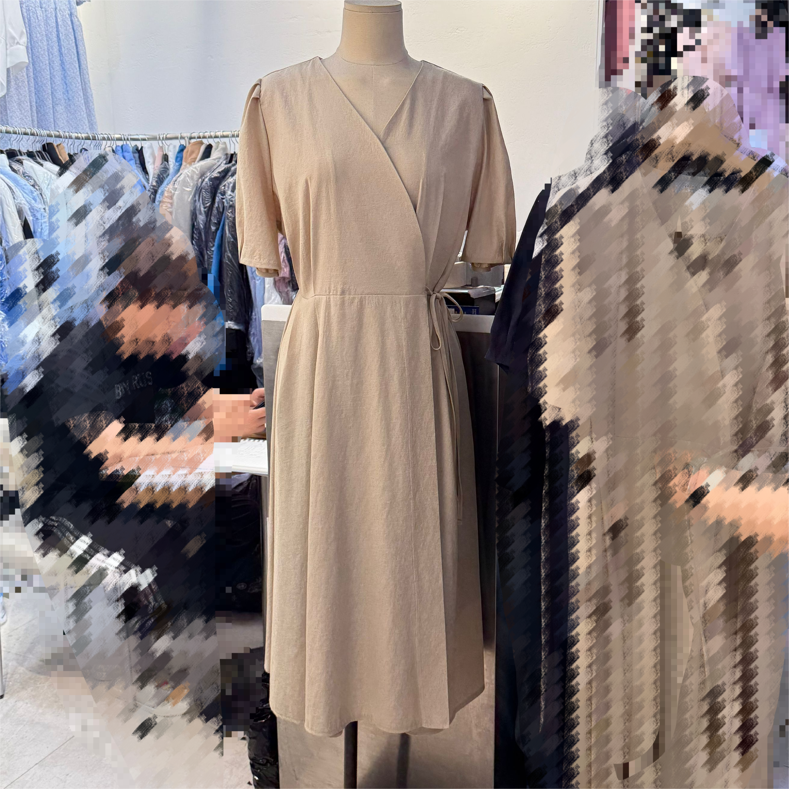 2025夏季新款V領茶歇連衣裙