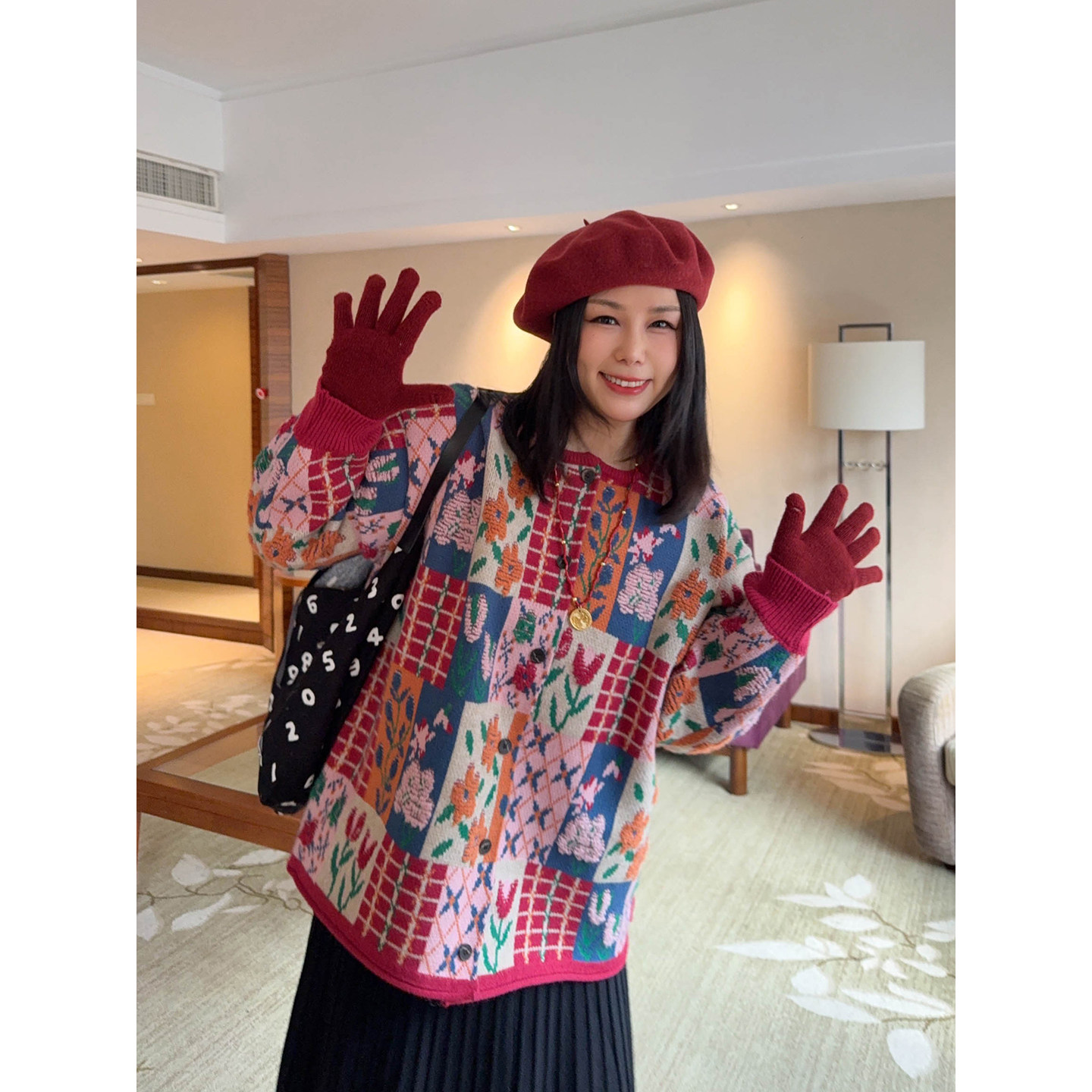 VOGANA戛纳家大码女装节日氛围拼布花卉针织保暖羊毛毛衣厚开衫冬,女装/女士精品,大码内搭,淘宝优惠券,粉丝福利购,淘宝优惠卷