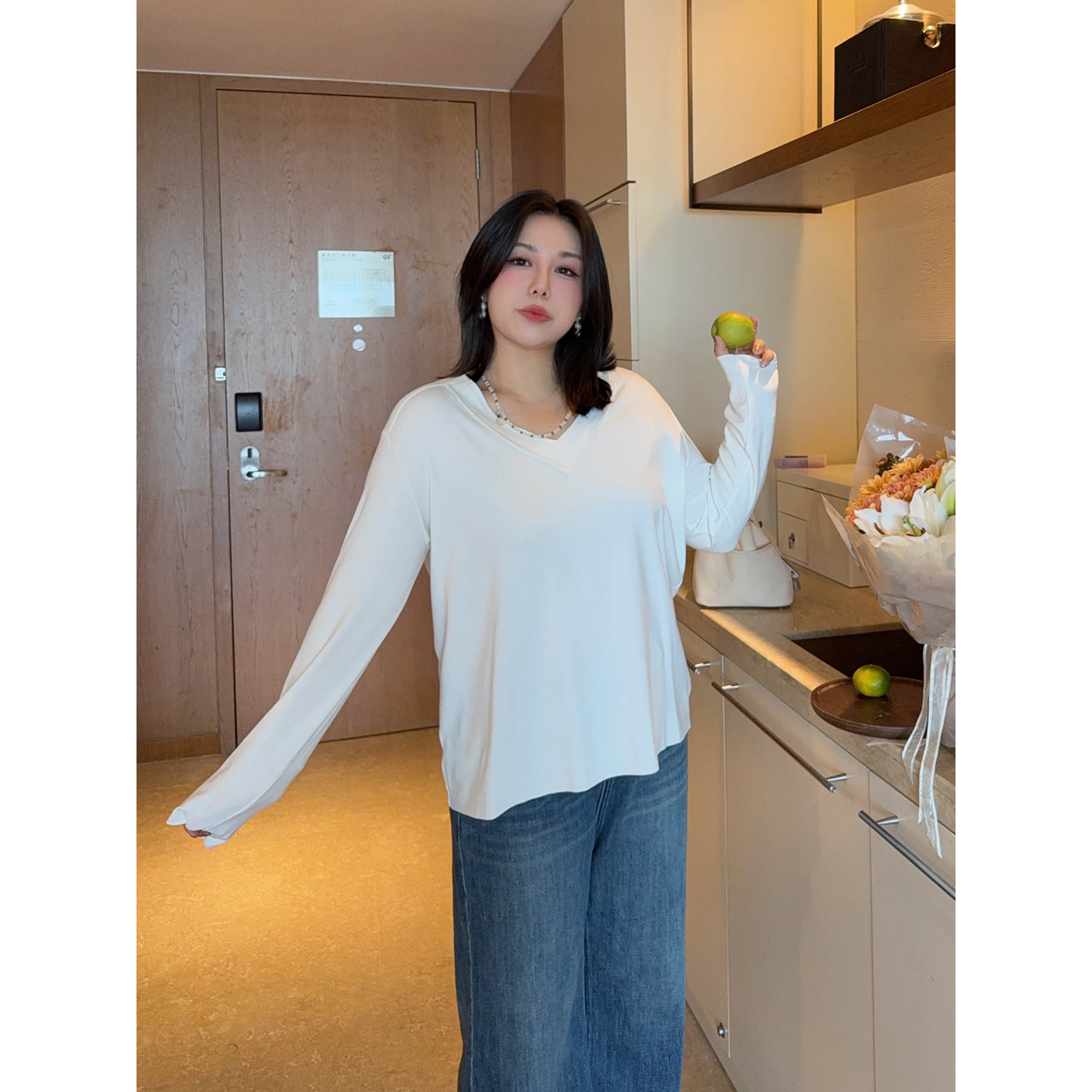 VOGANA戛纳家大码女装row风纯色简约休闲松弛感宽松显瘦长袖t恤秋