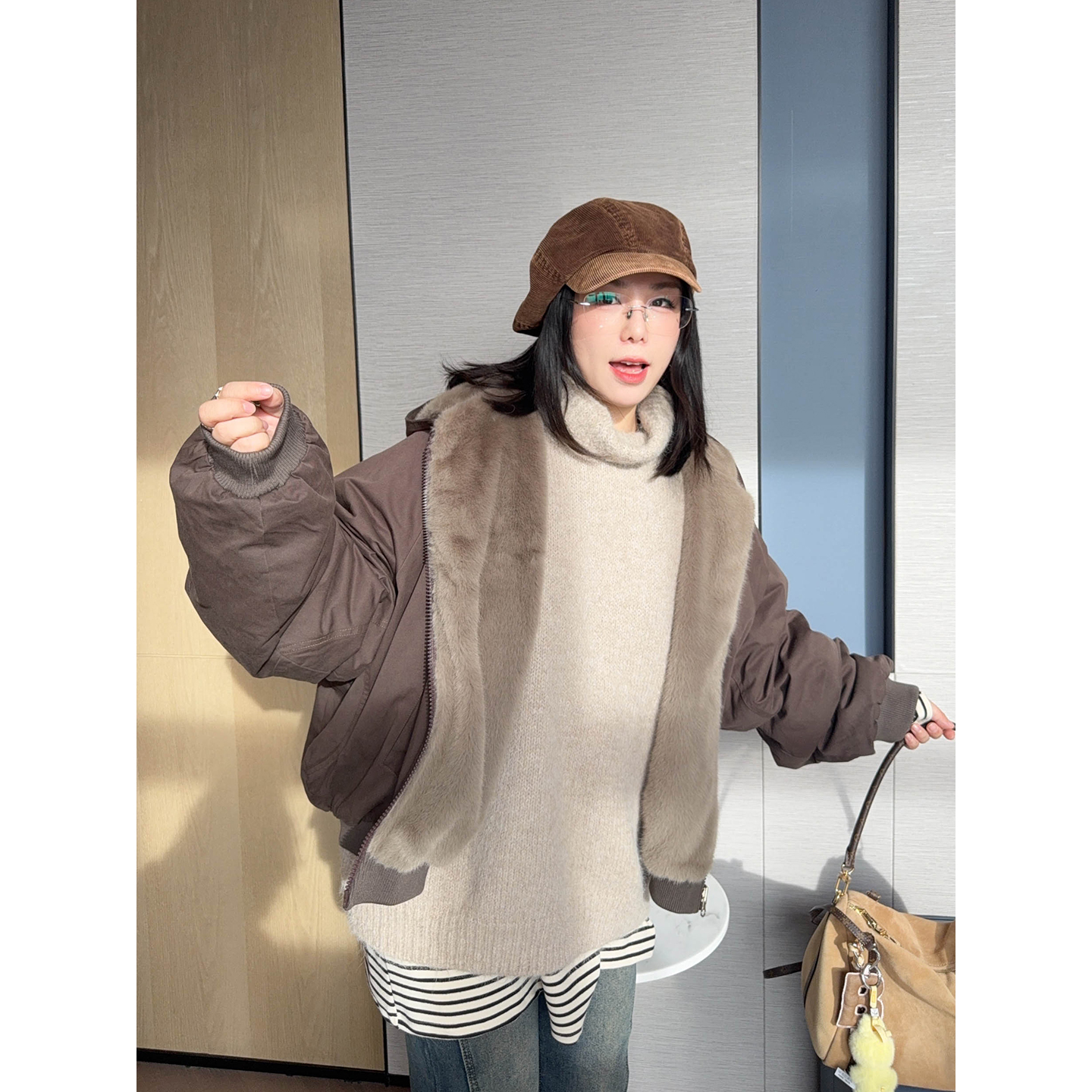 VOGANA戛纳家大码女装锁温保暖甜酷内里毛毛加厚夹克宽松显瘦外套