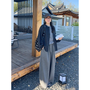 VOGANA戛纳家大码女装胖mm韩系松弛套装女200斤显瘦条纹t恤直筒裤