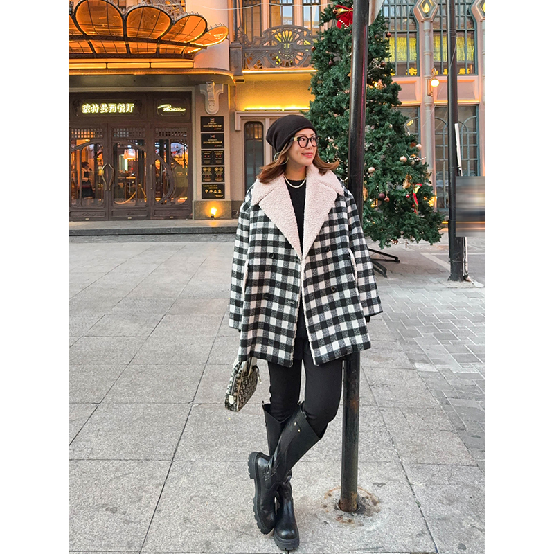 外套温暖羊羔毛宽松显瘦格纹