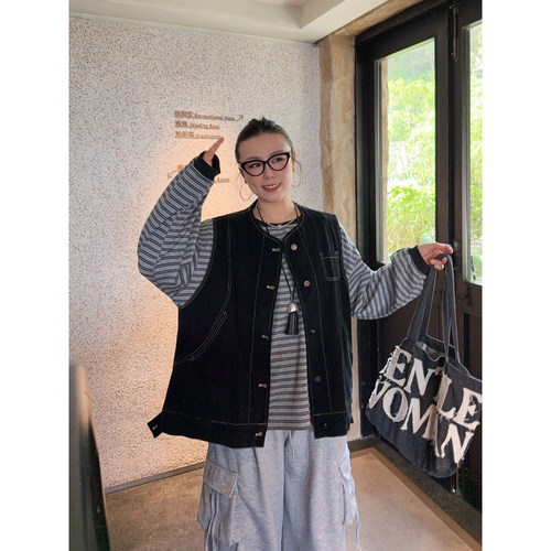VOGANA戛纳家大码女装微胖mm马夹2026秋200斤宽松显瘦牛仔短马甲