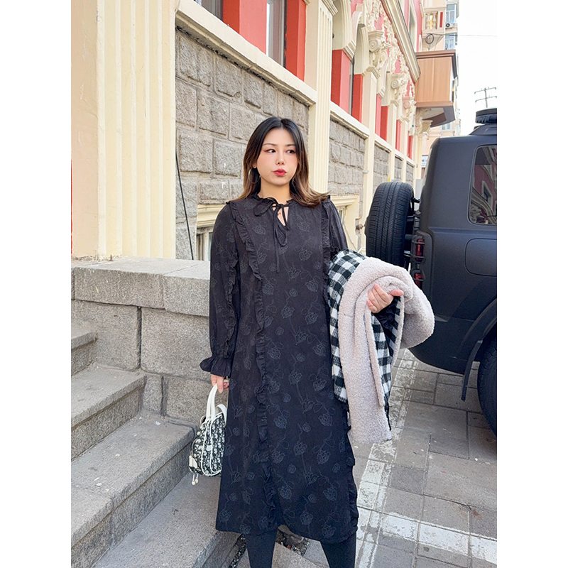 连衣裙宽松显瘦复古宫廷风荷叶边