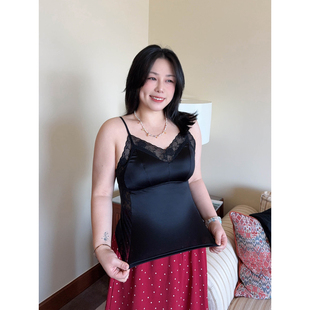 VOGANA戛纳家大码女装钓系纯欲内搭战袍精致蕾丝拼接自带胸垫吊带