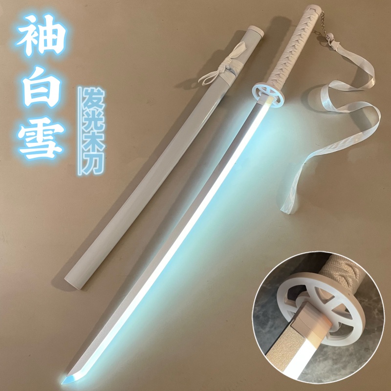 死神朽木露琪亚袖白雪斩魄刀发光