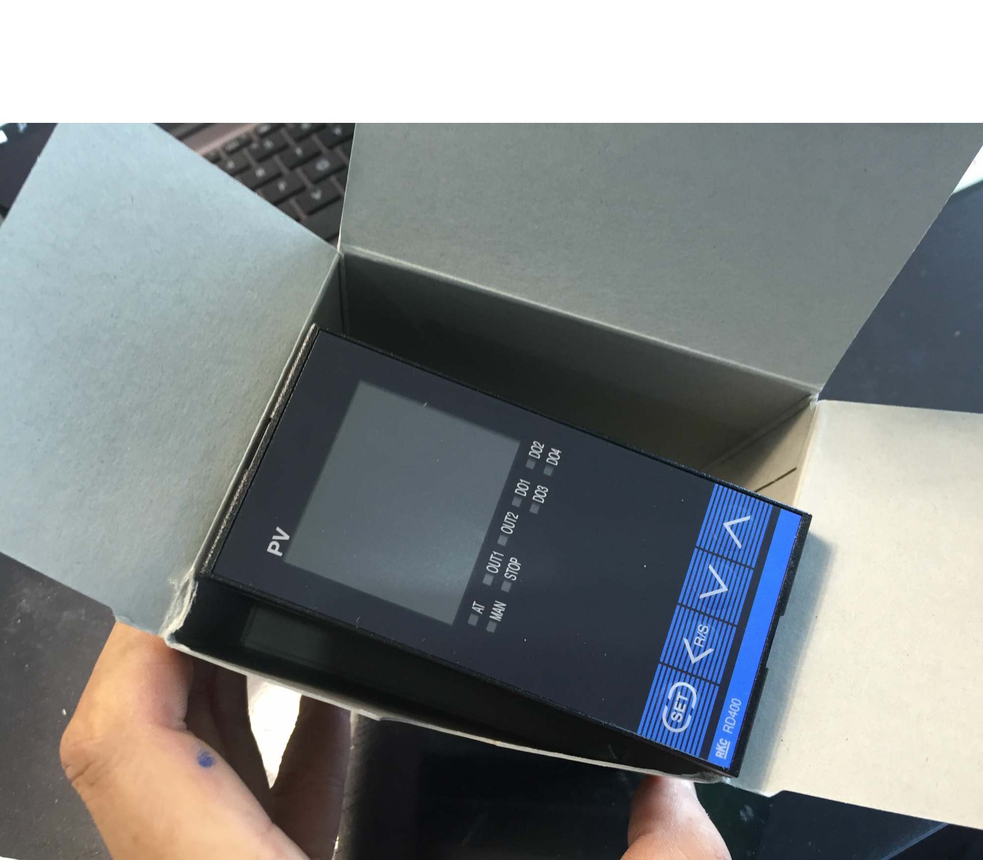 RKC  RD400 FD10-VN-4*2N-6N/AN全新现货就1个  FD10-VN-4X2N-6N