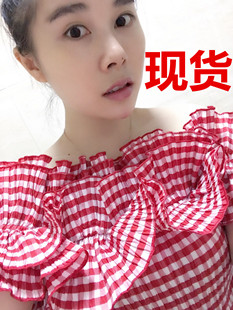ALUONLINESHOP 夏季甜美百褶花边一字领露肩短袖格子衬衫上衣女