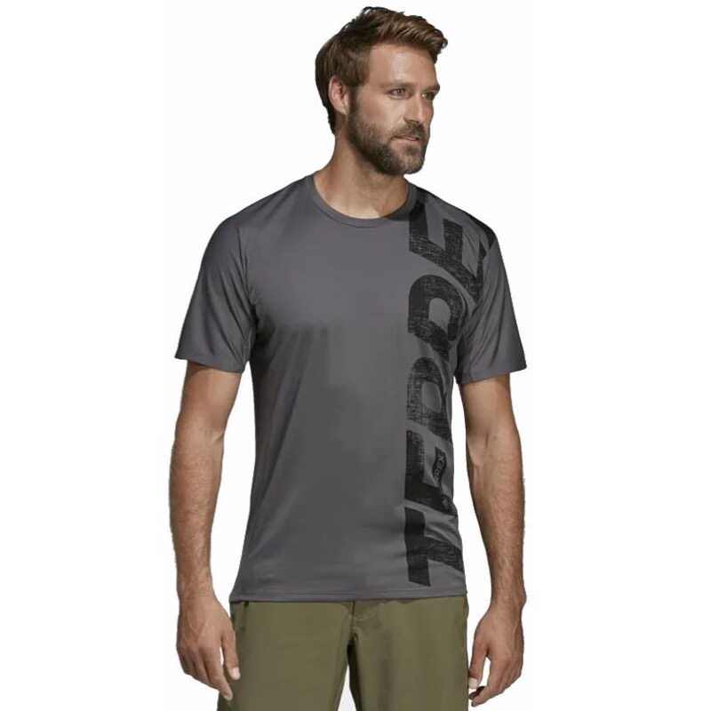 adidas阿迪达斯2023夏季新款terrex男子运动训练短袖t恤dt4152