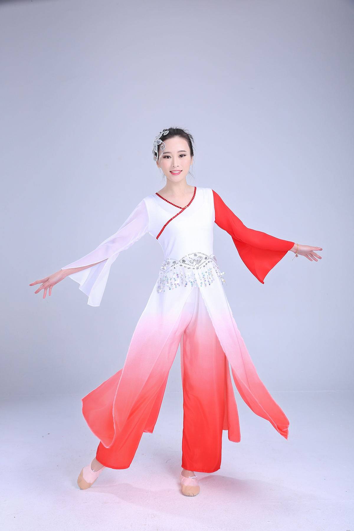 演出服水墨古典玉生烟民族舞蹈