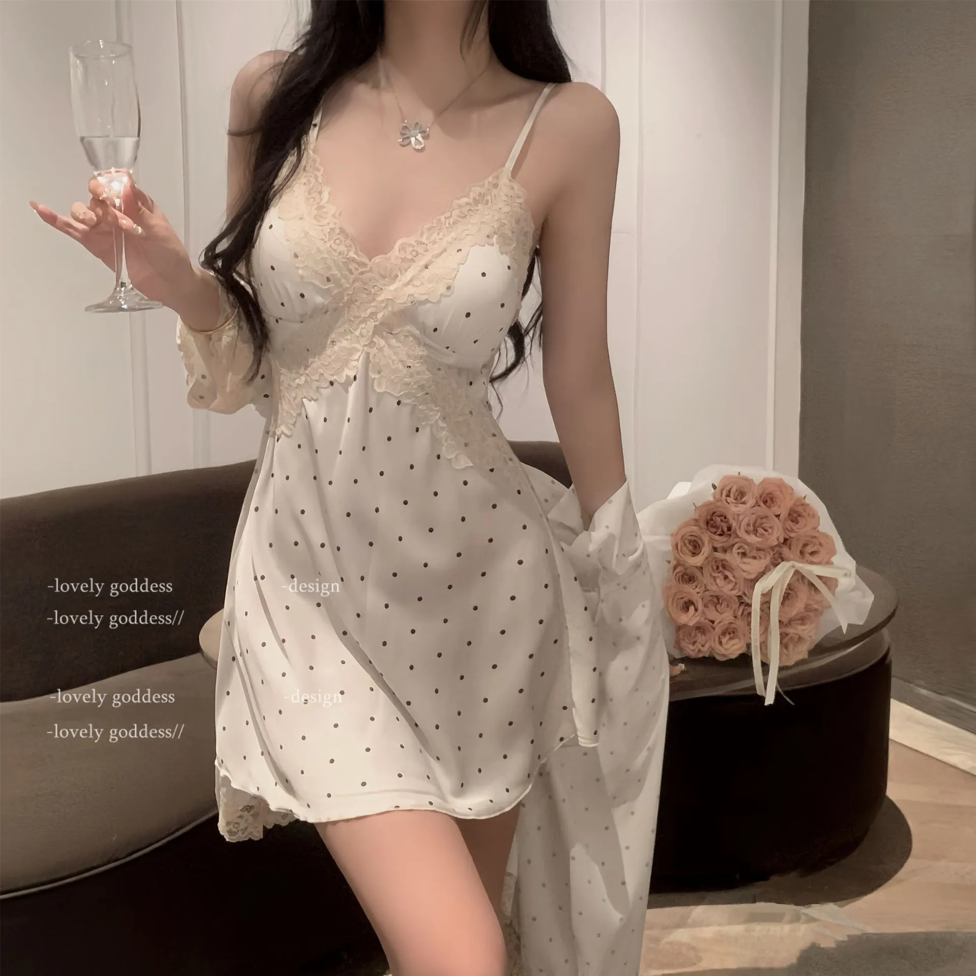 性感冰丝睡衣女纯欲蕾丝边夏季显瘦聚拢吊带睡裙外袍带胸垫家居服