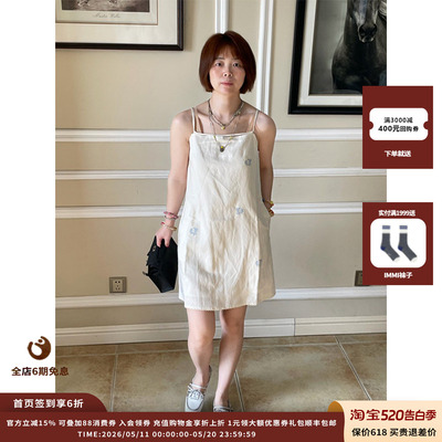 SHORT花卉十字绣吊带连衣裙