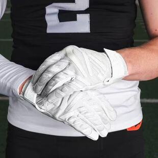 6.0橄榄球手套 跑锋线卫手套 GAMER CUTTERS